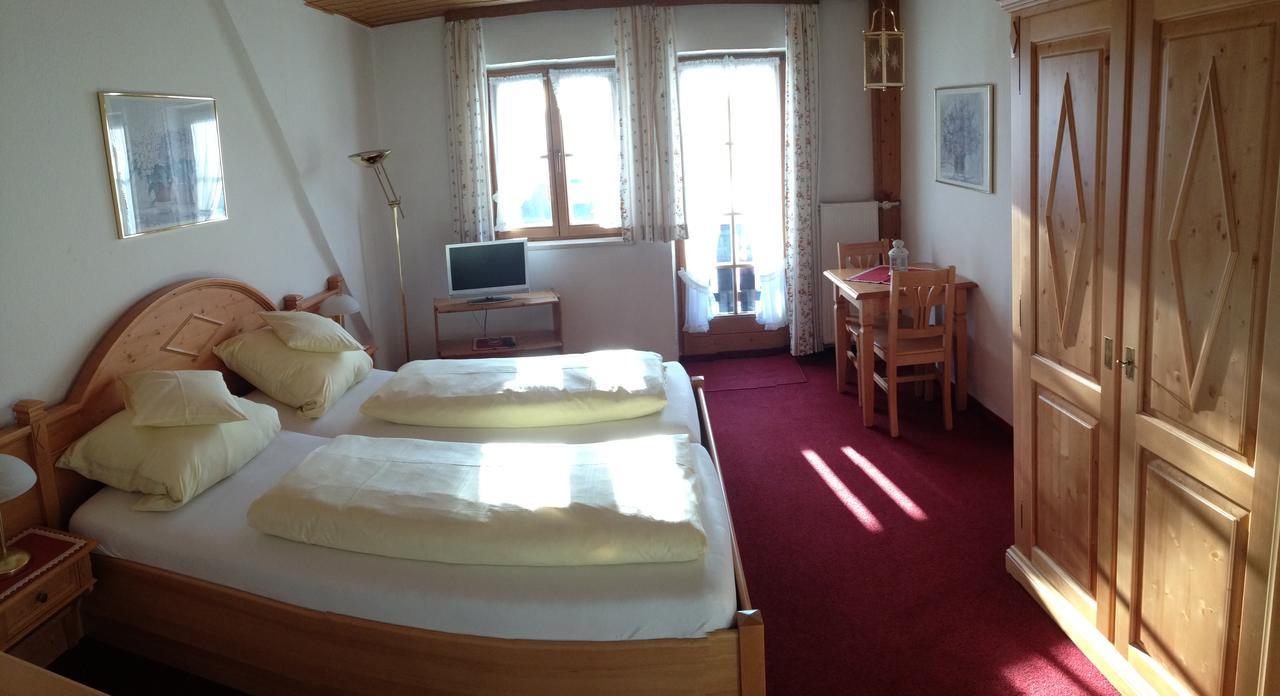 Hotel Maier Garni Гарміш-Партенкірхен Екстер'єр фото